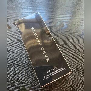 Marc Jacobs- The Face III Buffing Brush